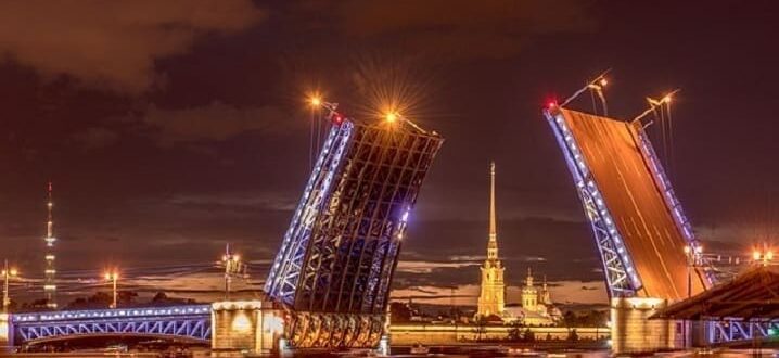 Развод моста Санкт-Петербург